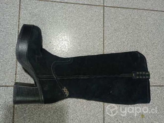 Botas de cuero MARCA. BRUNO ROSI