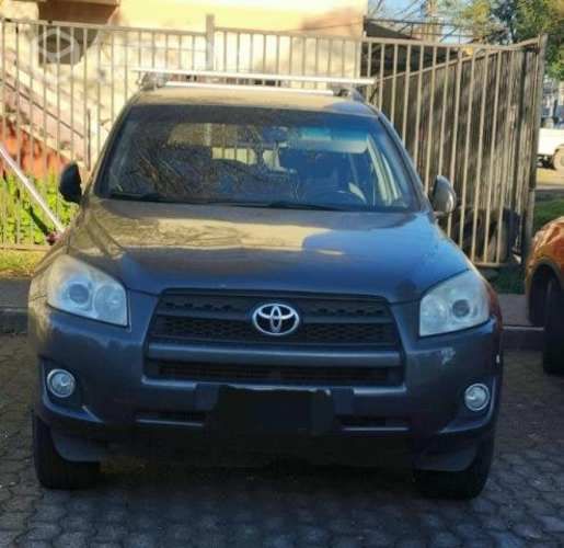 Vendo Toyota Rav4 Automatica