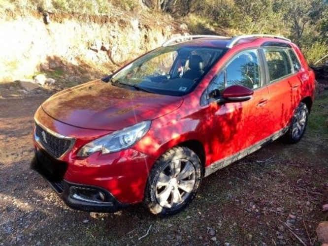 Peugeot 2008 Active pack blue HDI 1.6 2018