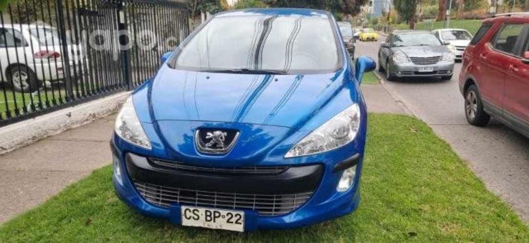 PEUGEOT 308 2011 impecable sólo 94.000km