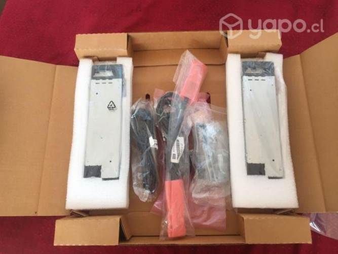 Switch Cisco Catalyst 3750X-12S-S y uno de 24S-S