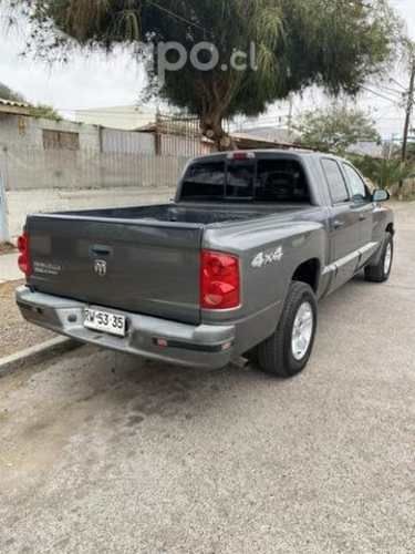 Dakota dodge perfecto estado