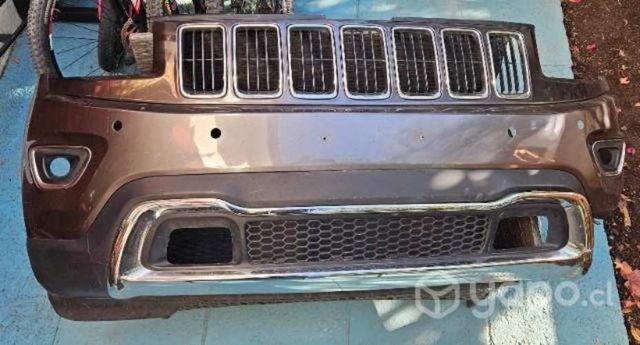 Parachoque delantero Jeep Grand Cherokee 2015 WK2