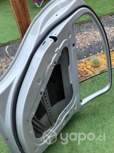 Puertas mercedes a200 lado piloto con detalles
