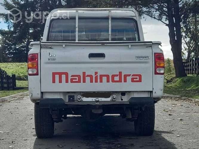 Camioneta Mahindra 4 x 4