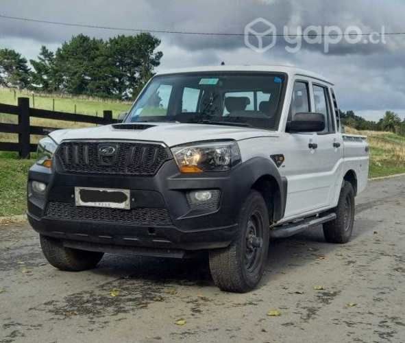 Camioneta Mahindra 4 x 4