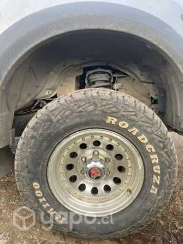 Se vende mitsubishi katana