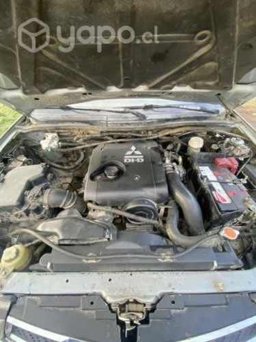 Se vende mitsubishi katana