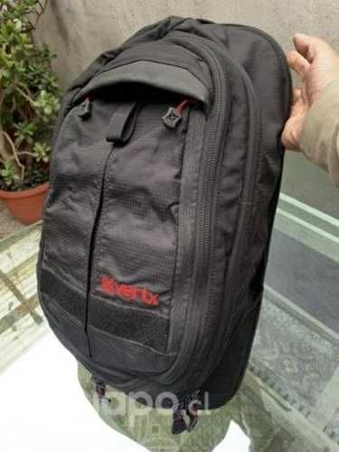 Vertx Commuter Sling Bag / mochila táctica