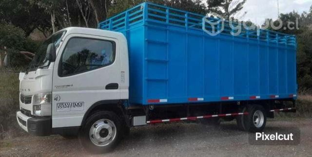 Camión Mitsubishi canter fuso 815 , 2000 kilometro
