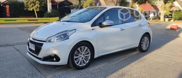 Peugeot 208 Signature 1.5 Diesel