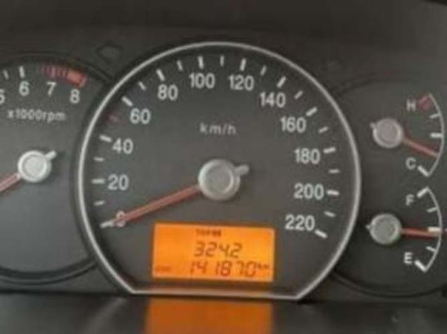 Kia Carens 2012, 7 asientos