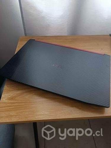 Vendiendo notebook Acer Nitro 5