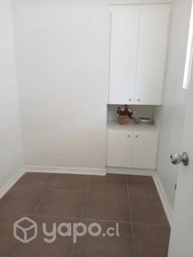 Se vende departamento semi amoblado en condominio