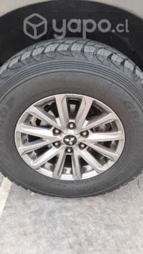 Mitsubishi l200 2017