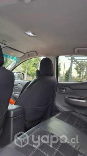 Mitsubishi l200 2017