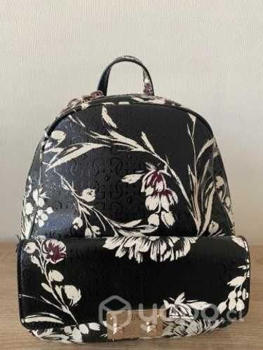 Mochila pequeña negro nueva importada usa