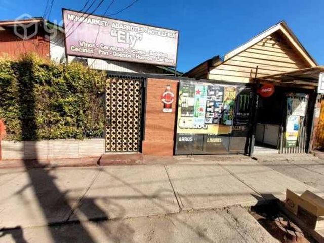 Casa Con Local Comercial De Alcoholes Amoblada