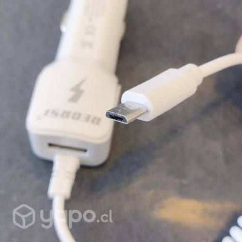 CARGADOR PARA AUTO USB - incluye cable