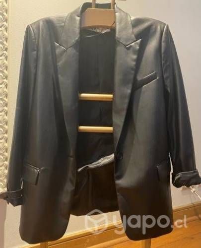 Chaqueta Cuero ZARA