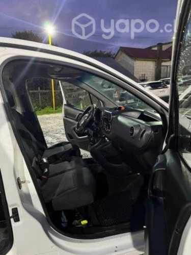 Peugeot partner 2012