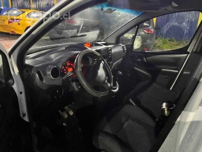 Peugeot partner 2012