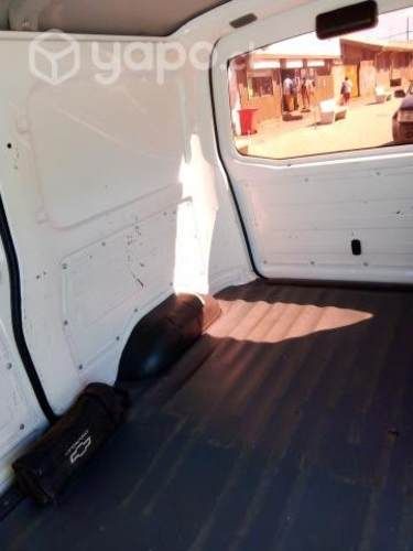 Furgón N300 impecable