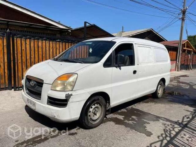 Se vende Hyundai H-1 2.5 Para transporte de carga