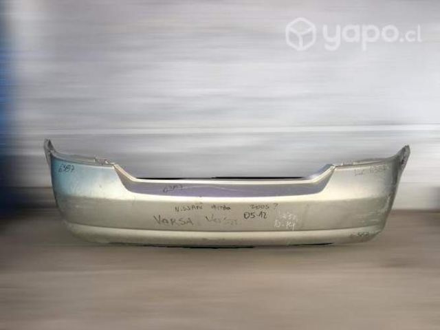Parachoque trasero nissan versa 2005-2012
