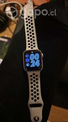 Apple Watch SE NIKE 40mm
