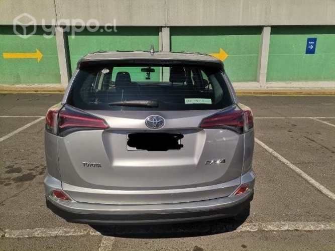 RAV4 LE 2.0 AUT 4x2 año 2019