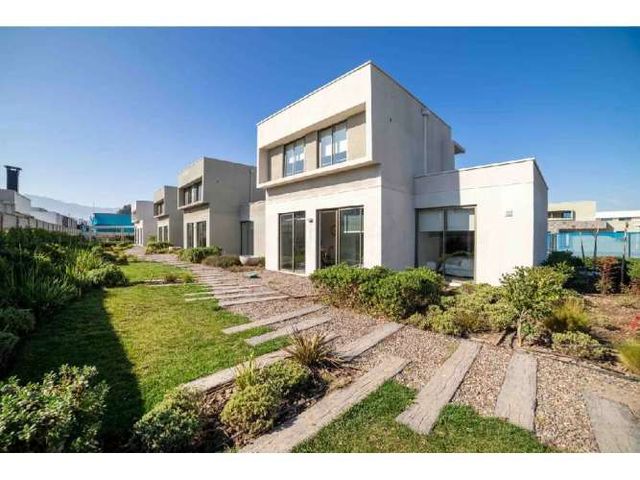 Quinta Linderos Condominio Los Almendros