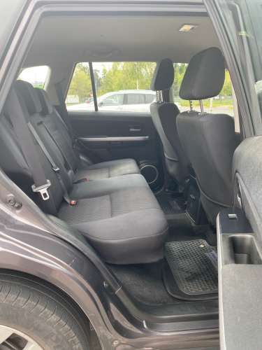 Suzuki grand nomade 2013