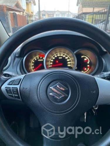 Suzuki grand nomade 2013