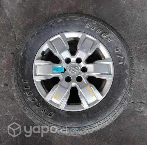 Llanta Aluminio Detalle Con Neumático 245 65 R17