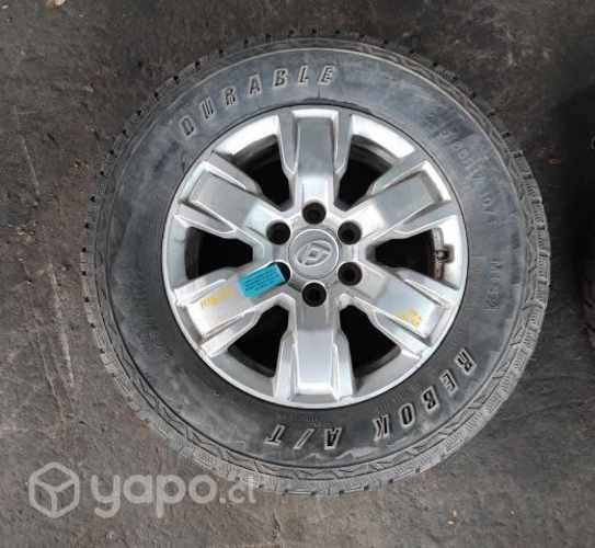 Llanta Aluminio Detalle Con Neumático 245 65 R17