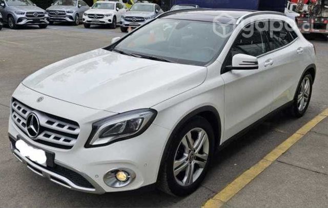 Mercedes Benz GLA200 2019