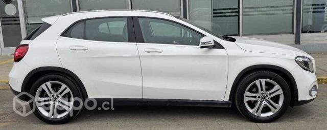 Mercedes Benz GLA200 2019