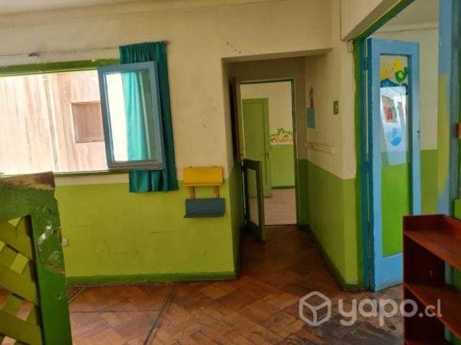 Casa 189m2 cerca metro Sta Luc'ia, 5 habitacuines