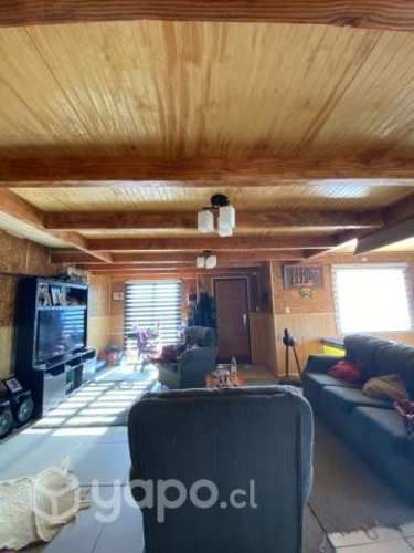 Parcela con casa recién construida