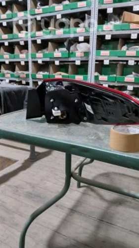 Foco LH Toyota Yaris, código 815610DA40