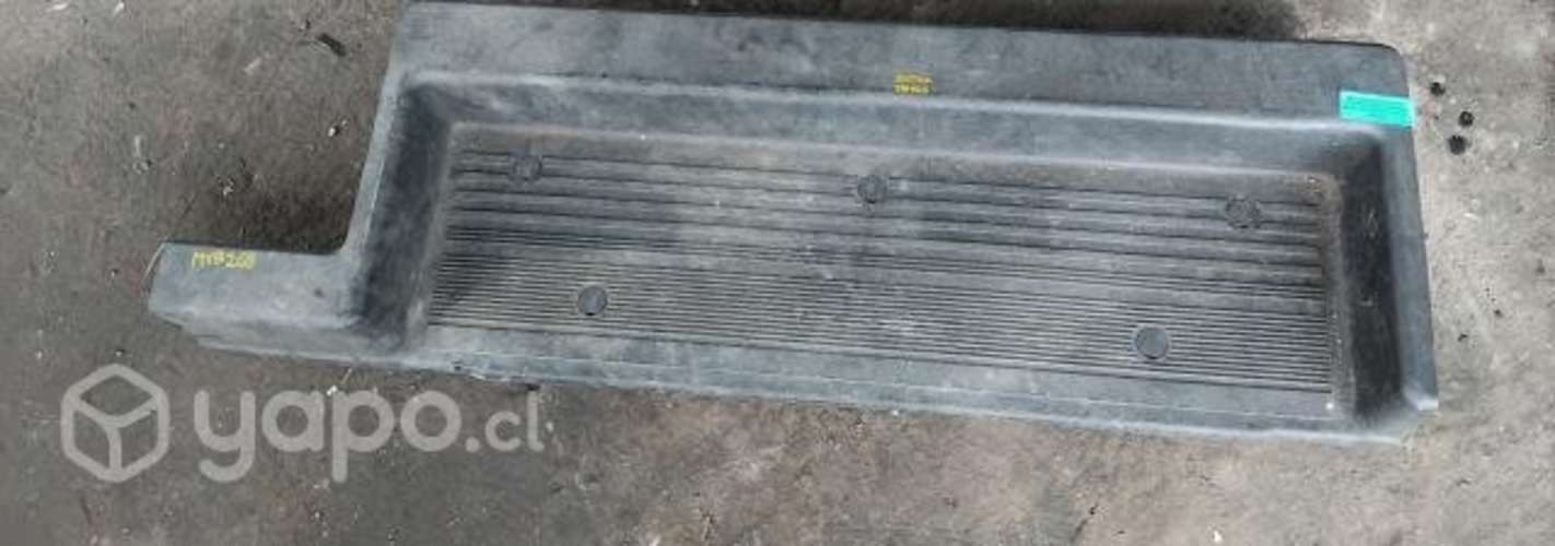 Moldura Cubre Zócalo Trasera Derecha (MVB268) Maxu