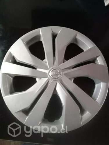 2 tapa ruedas Nissan versa