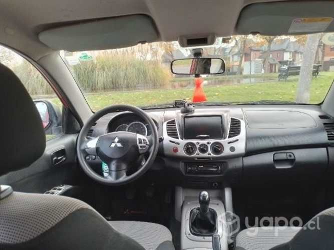 Vendo Camioneta Mitsubishi L200