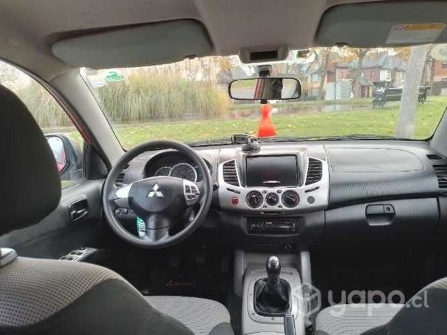 Vendo Camioneta Mitsubishi L200