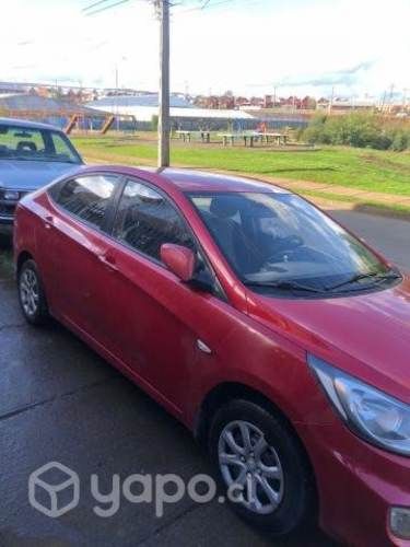 Hyundai accent 2011