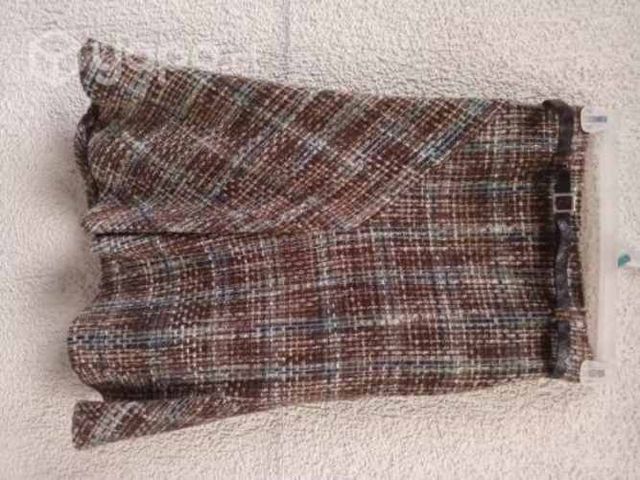 Linda falda Marca Sara