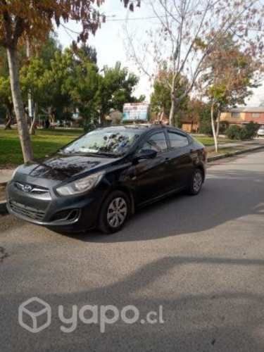 Colectivo HYUNDAI ACCENT, año 2014