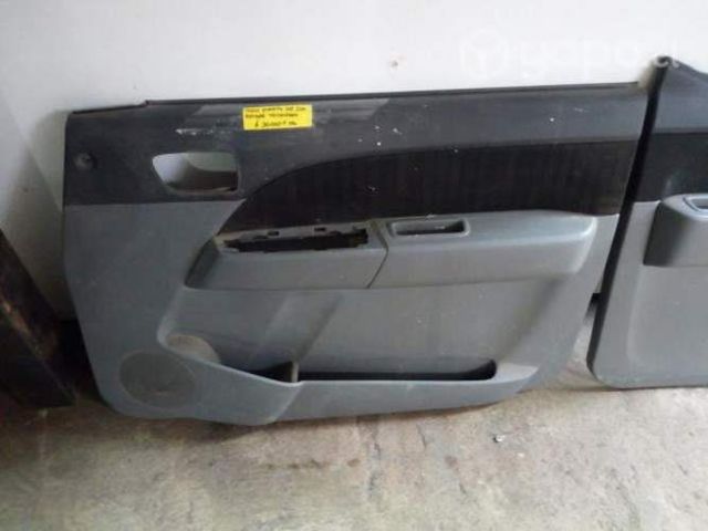 Tapiz puerta delantera der Ford Ranger Tailandesa