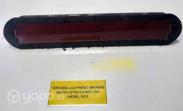 Tercera luz Freno (MVA009) Mazda BT50 Tailandesa